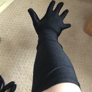 Opera gloves perfect for prom
